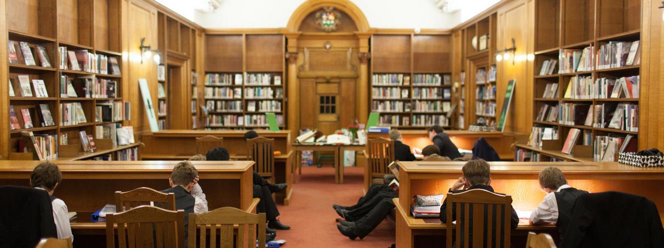 伊頓公學(xué)圖書(shū)館